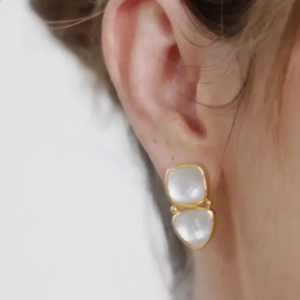 JULIE VOS • Aquitaine MIDI Earrings Iridescent Rose Vault